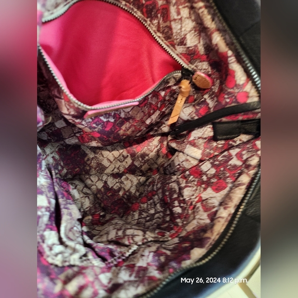 Medium Elliot Lucca leather tote bag - Picture 12 of 13